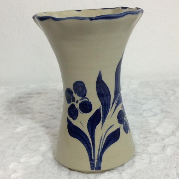 Williamsburg Pottery Other - Vintage Williamsburg Pottery Vase Cobalt SaltGlaze
